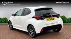 Toyota Yaris 1.5 Hybrid Dynamic 5dr CVT Hybrid Hatchback